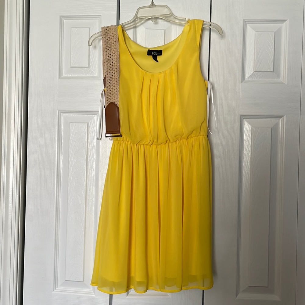 Yellow dress